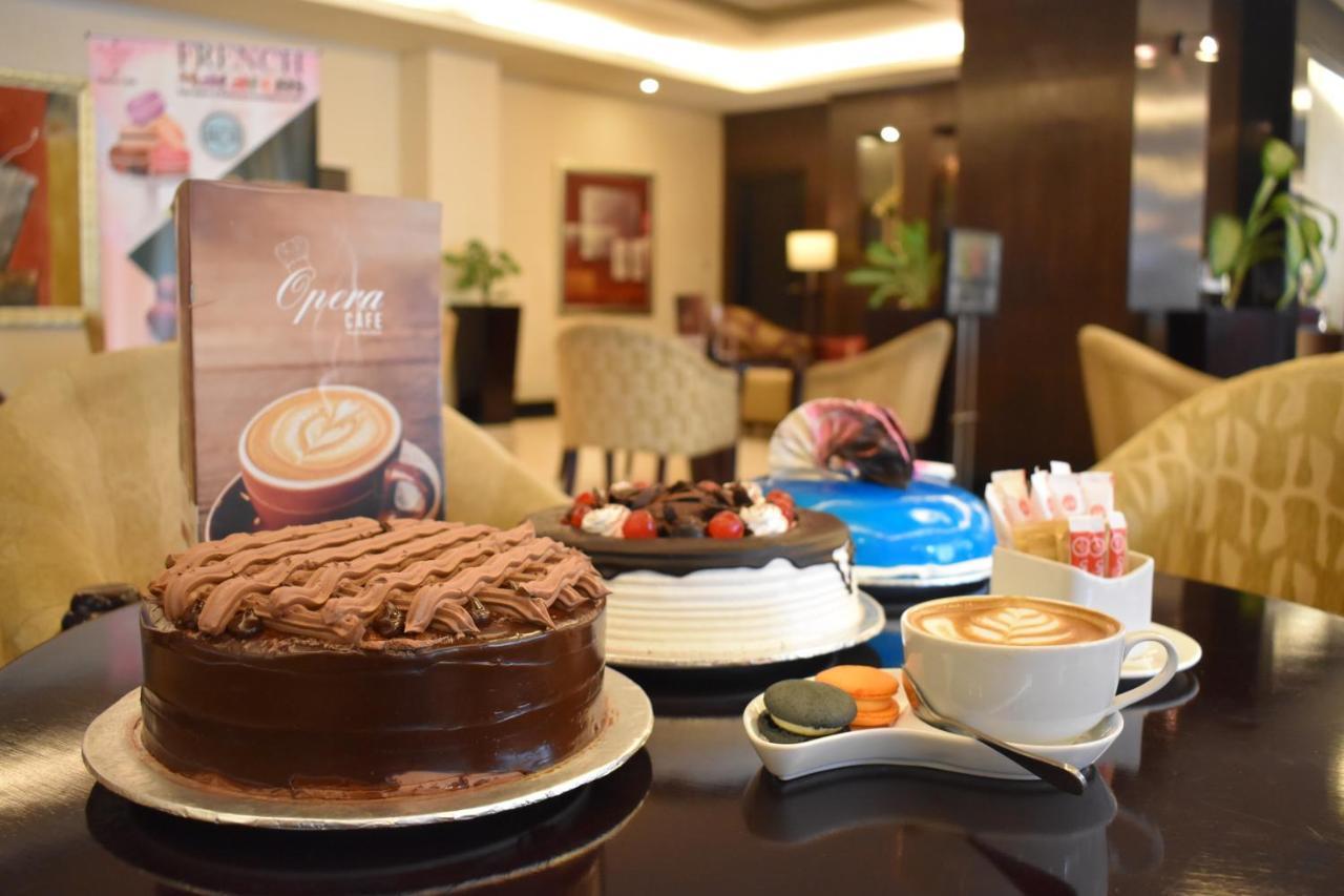 Ramada Plaza By Wyndham Karachi Airport Hotel Extérieur photo Coffee Shop